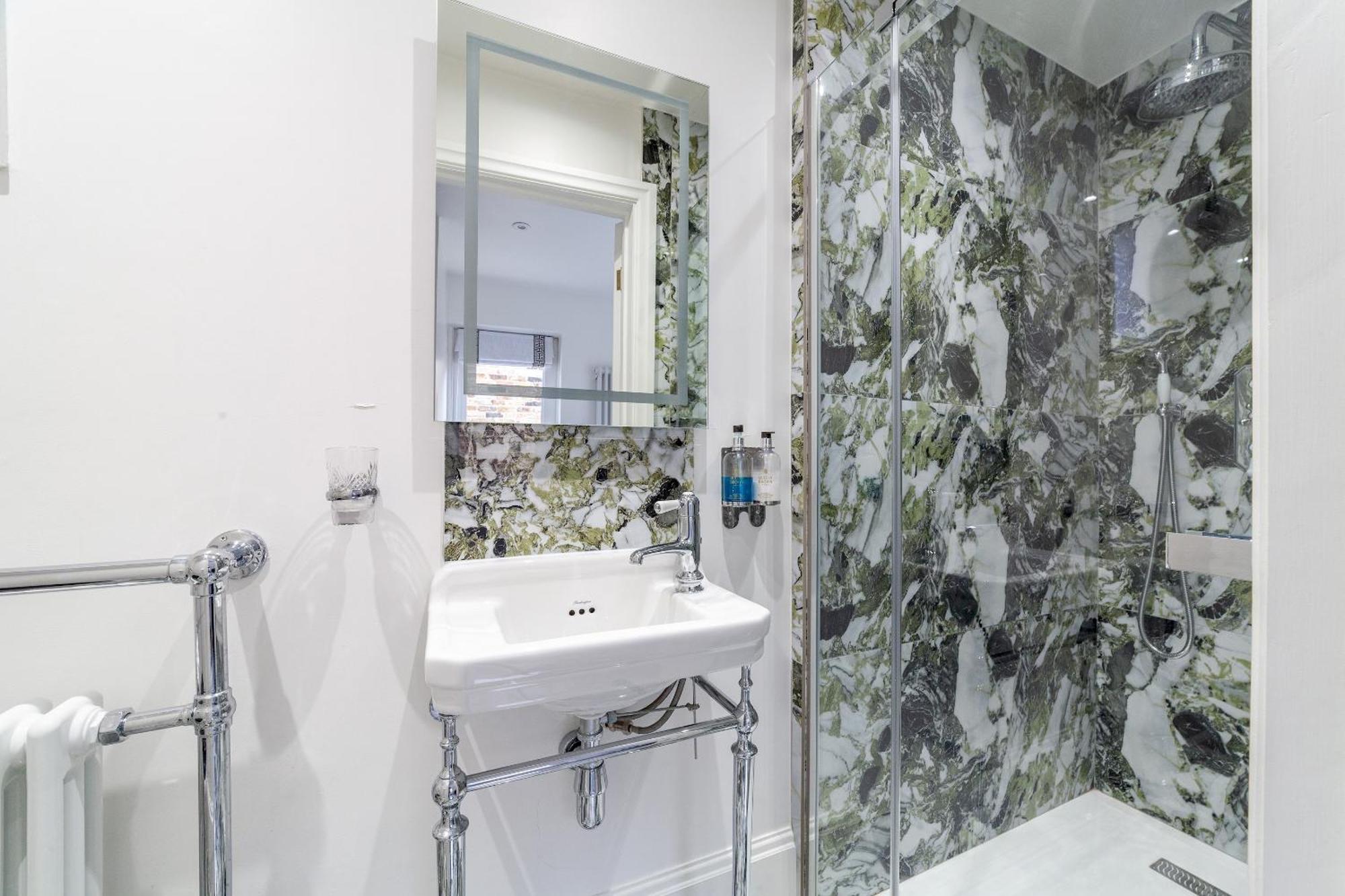 לונדון The New Cross Premier Rooms מראה חיצוני תמונה